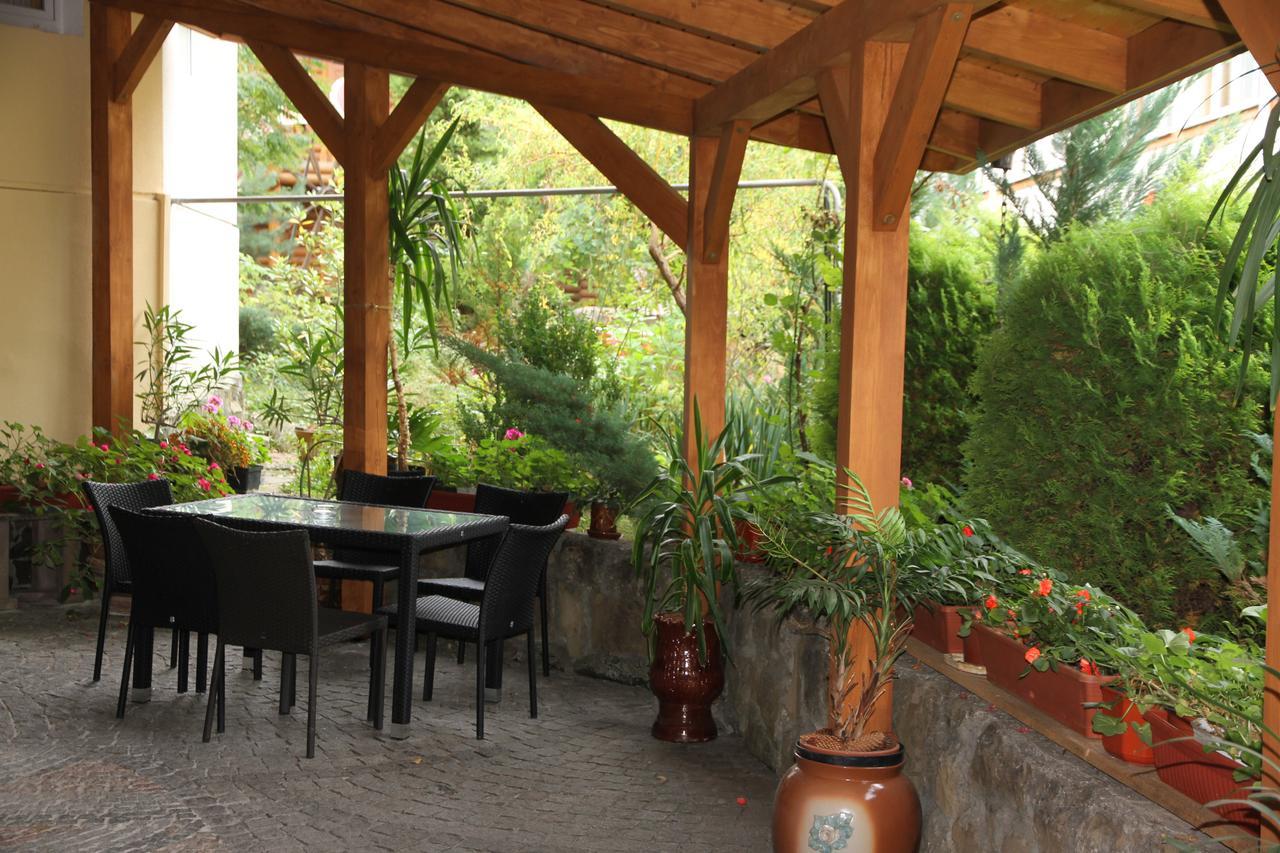 ירמכה Hotel Radiola מראה חיצוני תמונה