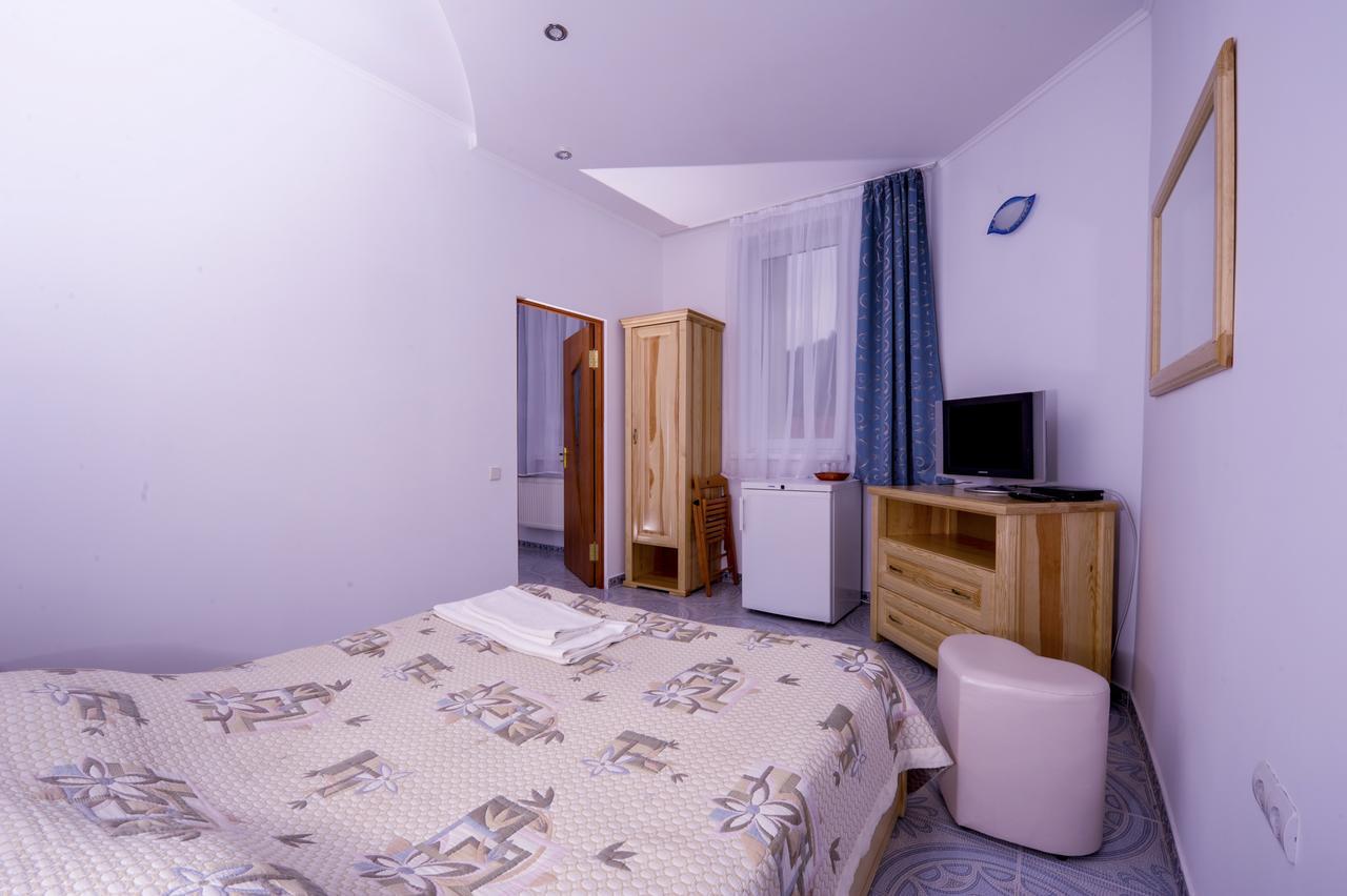 ירמכה Hotel Radiola מראה חיצוני תמונה